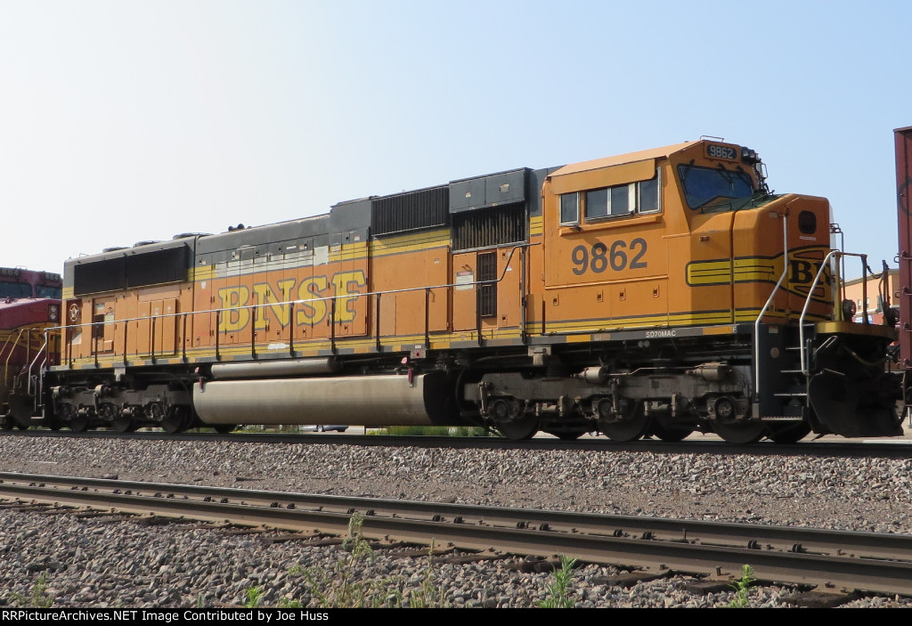 BNSF 9862